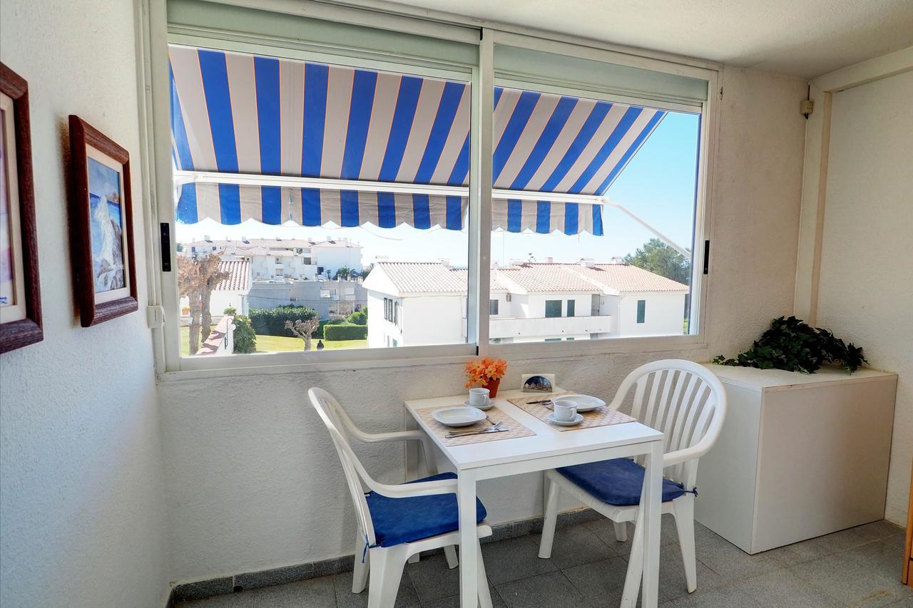 The Moon Studio By Hello Homes Sitges Bagian luar foto