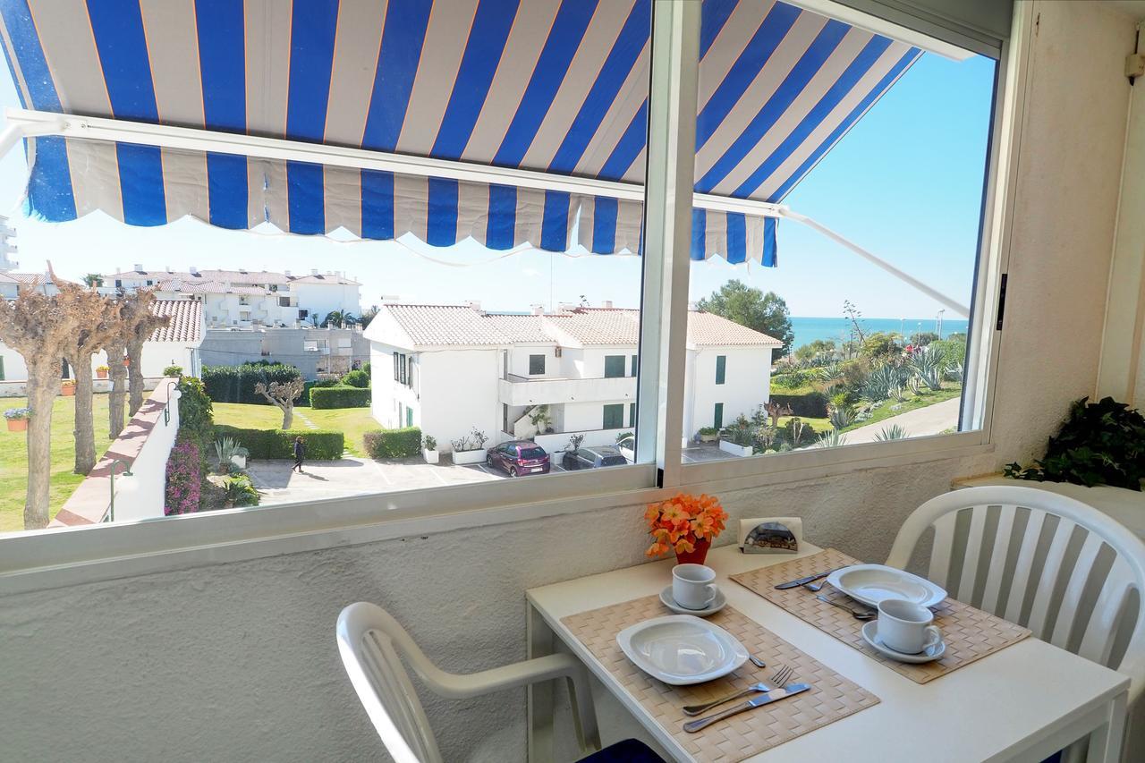 The Moon Studio By Hello Homes Sitges Bagian luar foto